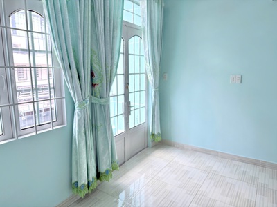 Bán nhà Quận 8  HXH 8m Phú Định    4x11m  2PN, khu an ninh, không ngập nước  sổ hồng  4,94 tỷ 2