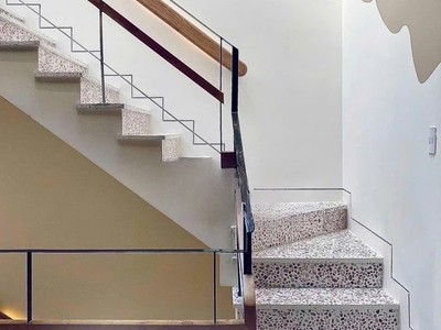Cần bán nhà đẹp 135m    sổ riêng   ngay vòng xoay Tân Kim   Cần Giuộc   giá chỉ 2 tỷ 600 triệu 1