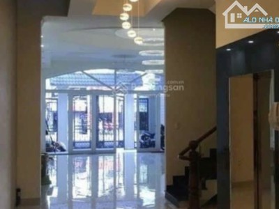 Bán khách sạn Phan Huy Ích gần biển 16PN hoàn công 1T5L GIÁ CHỈ 22 TỶ 0