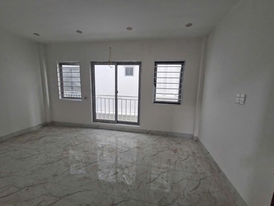 Bán nhà 4,5 tầng mới xây , Biên Giang ,dt: 31.5 , sổ đỏ, Giá: 4 tỷ 3