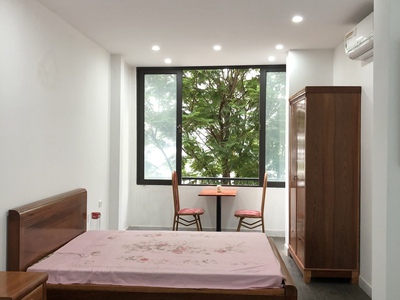 Văn phòng 26m2 wc ngoài hành lang  tầng 3 có thang máy 3