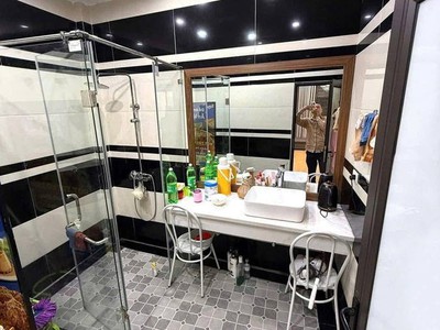 Bán nhà xuân thủy - cầu giấy- tặng full nội thất - gần phố, gần trường, chợ, tttm, nhỉnh 10 tỷ 3