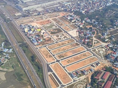 Bán lô đất nền kcn sam sung giá ngoại giao. ví trí đẹp tiềm năng sinh lời cao. liên hệ ngay để lấy 1