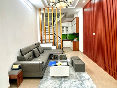 Hơn 6 tỷ-nhà đẹp-77 bùi xương trạch-33m x4 tầng-nội thất đẹp ở ngay 0