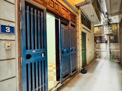 Hơn 5 tỷ-nhà 204 kim giang-36m x 4 tầng  mt 10m  2 thoáng-4 ngủ ở ngay 2