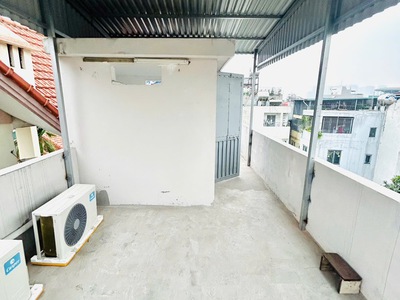 Hơn 5 tỷ-nhà đẹp ngõ 1 bùi xương trạch 33m-4 tầng-4 ngủ-ở luôn 1
