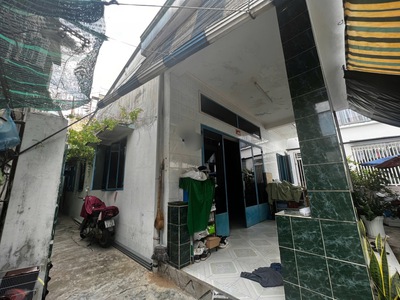 Nhà nhà diện tích khủng gần chợ thủ đức 0