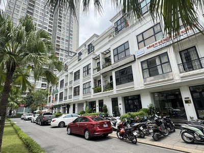 Bán biệt thư cao cấp vinhome gardenia 120m2, 5 tầng giá nhỉnh 45 tỷ 0