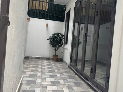 Bán nhà nguyễn văn cừ long biên xây dựng 51m x 6 tầng thang máy oto đỗ gần giá 8 tỷ 1