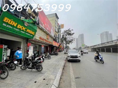 Bán nhà mặt phố nguyễn trãi   172.3m    3 tầng   vị trí vàng 1