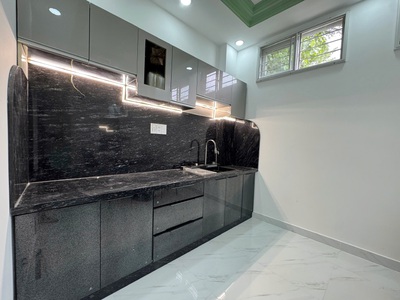 Nhà đẹp 2lầu btct 3.7 10m hẻm 314 âu dương lân p3q8 2