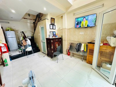 6.45tỷ-nguyễn đình chiểu quận 3 - hẻm xe hơi 5m 1 trục-dt 35m ,5 tầng  btct hoàn công. 3