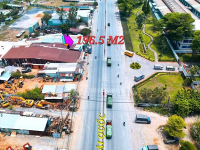 Bán nhà sổ riêng 196,5m2 mặt tiền quốc lộ 1k, chợ hóa an 2