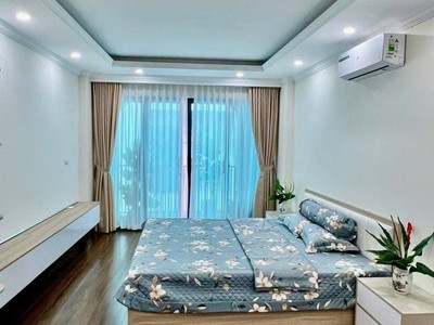 Nhà mới nguyễn văn huyên - cầu giấy   thang máy - ôtô vào nhà   ngõ thông   45m2 7t 3