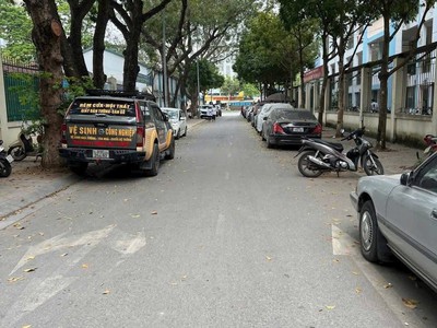 Nhà mới nguyễn văn huyên - cầu giấy   thang máy - ôtô vào nhà   ngõ thông   45m2 7t 0