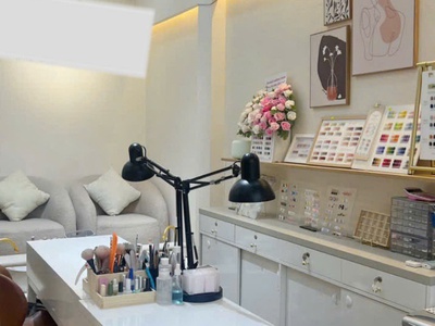 Sang nhượng tiệm nail tại 441/27 ng đình chiểu, phường 5, quận 3, hcm 1