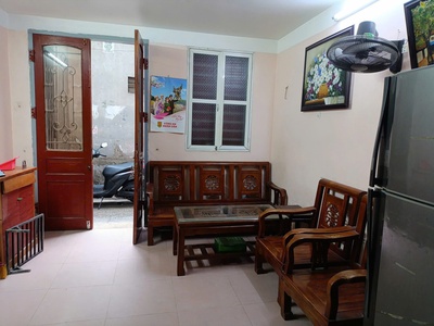 Cho thuê nhà nguyên căn ngõ 230 hoàng mai 30m2 x 4 tầng, 8.5 triệu ở gia đình, nhóm đi làm 2