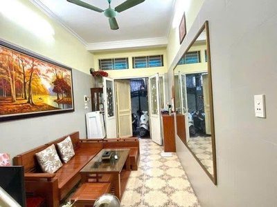 Cho thuê nhà nguyên căn ngõ 35 nguyễn an ninh, 50m2, 3 tầng, 3 ngủ, 10 triệu ở gđ, nhóm 4