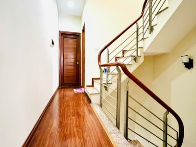 Cho thuê nhà ở hộ gia đình ngõ 121 kim ngưu, 3 tầng x 50m2, 3 ngủ, 12 triệu 2