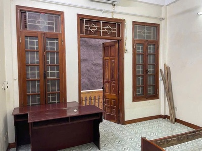 Cho thuê nhà phố trường chinh, 3 tầng x 31m2, 2 ngủ, 8 triệu vào ở ngay 3