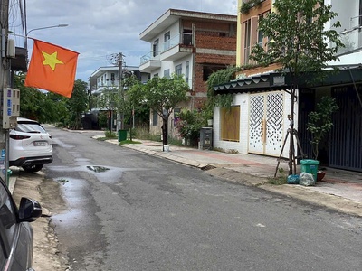 Bán lô đất đẹp kdc bửu long, trục f7 hướng nam, sổ sẵn, chỉ 3tỷ370 1