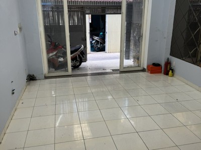 Bán nhà xô viết nghệ tĩnh  4.2x17  sát quận 1 nhỉnh 6 tỉ 1