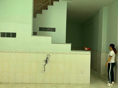 Bán nhà sổ hồng, 1 trệt, 1 lầu ấp tân phước, xã tân kim, cần giuộc, long an. 1