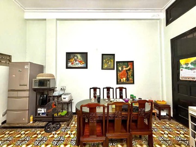 Chính chủ cần bán nhà 45m giá 12 tỷ , khương hạ thanh xuân ô tô vào nhà kinh doanh 1