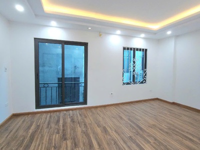 Nhà đẹp kính kong - gần phố - đi đâu cũng tiện 30m giá nhỉnh 6 tỷ 1