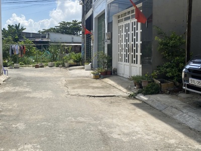 Nhà 2 tầng giá tốt võ văn hát   gần lò lu, chỉ 2.6 tỷ   hẻm xe hơi 2