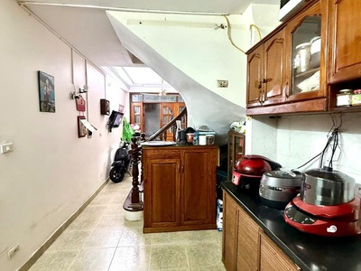 Bán nhà -phố tôn đức thắng-nhà dân  xây 5tầng -dt27/33 m2   giá chỉ,6.9 tỷ 2