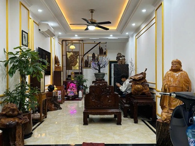 Bán nhà 50m 6t lâm du bồ đề, long biên , oto ,kd, giá 8,9ty. 2