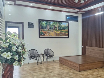 Cho thuê nhà có sân vườn   kho xưởng mặt phố ngọc thụy, long biên, hn. dt 550m2 0
