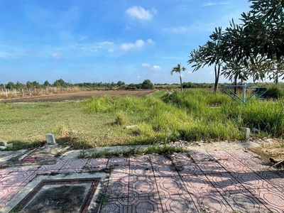 Bán gấp lô đất thổ 5x17, odt sau lưng chợ, ngay tt. đức hòa 0