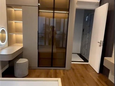 Bán nhà phố nguyễn sơn 40m ,7 tầng-căn góc-thang máy-gara -full nt-chỉ hơn 11 tỷ 0