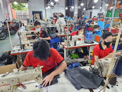 Đồ da thật giá sỉ, mẫu túi, bán không hết cũng không lỗi 0