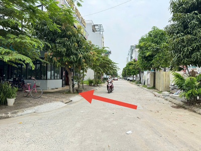 Bán đất đấu giá tổ 2, tt chi đông, mê linh. tặng nhà 2 tầng, đang kinh doanh quán ăn 2