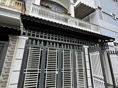 Nhà đẹp ngang khủng 6m gần trường cao đẵng điện lực p.thạnh lộc quận 12- 2 tầng- đường oto- chỉ 0