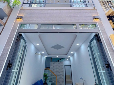 Chủ bán nhà hẻm 35/... xô viết nghệ tĩnh, p.17, q.bình thạnh, hcm .nhà mới ở ngay có sân vườn, giáp 0