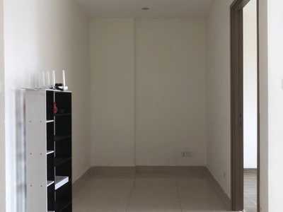 Chính chủ cho thuê căn hộ 43m2 tòa S2.02 Vinhome OCP 1 Gia Lâm,cách bến xe buýt 200m,cạnh Hồ San Hô 7