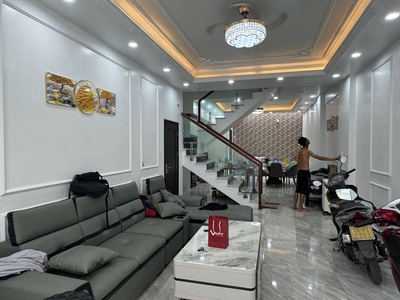 Bán nhà 71m 3 tầng ngõ 560 Thiên Lôi Oto đõ sát nhà 1