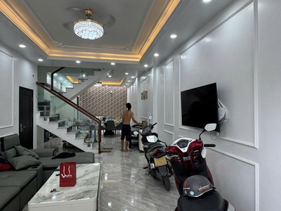 Bán nhà 71m 3 tầng ngõ 560 Thiên Lôi Oto đõ sát nhà 2