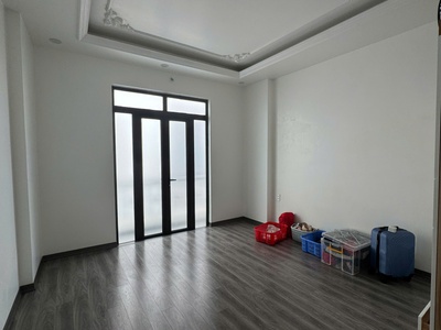 Bán nhà 71m 3 tầng ngõ 560 Thiên Lôi Oto đõ sát nhà 8