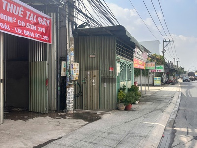 Cho thuê nhà xưởng 211m2 mặt tiền đường Trần Quang Diệu Dĩ An BD 0