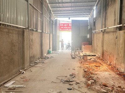 Cho thuê nhà xưởng 211m2 mặt tiền đường Trần Quang Diệu Dĩ An BD 3