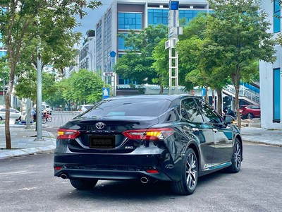 Bán xe Toyota Camry 2.5Q 2022, màu đen. 2