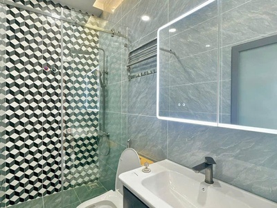 Bán Nhà MT 7m TT. Cần Đước, GIÁ 2Tỷ3,DT 120m2 , SHR, Công Chứng Sang Tên Ngay 1