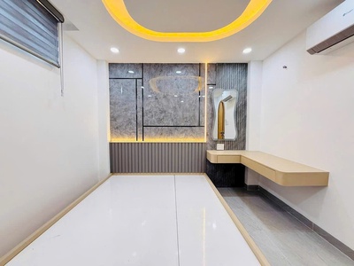Bán Nhà MT 7m TT. Cần Đước, GIÁ 2Tỷ3,DT 120m2 , SHR, Công Chứng Sang Tên Ngay 2