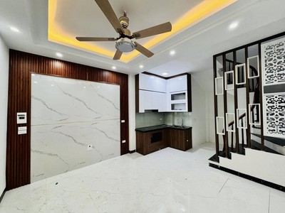 NHÀ MỚI COONG PHỐ ĐẠI LA 33m2 5 tầng  mặt tiền 4m trái tim của BÁCH KINH XÂY 2