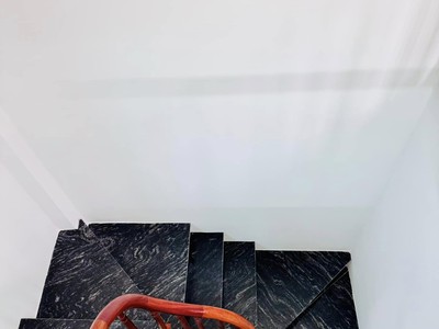 NHÀ MỚI COONG PHỐ ĐẠI LA 33m2 5 tầng  mặt tiền 4m trái tim của BÁCH KINH XÂY 5